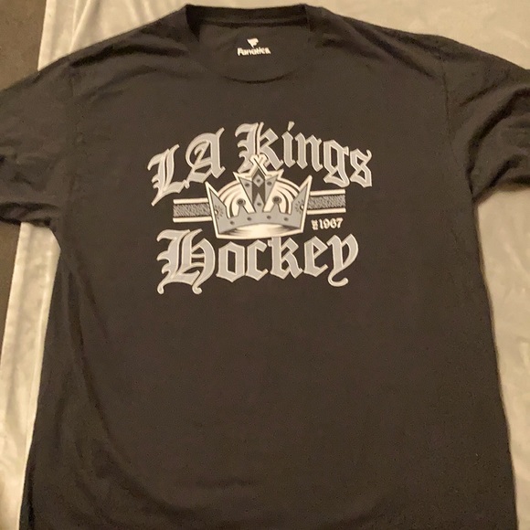 LOS ANGELES KINGS HOCKEY TEAM T SHIRT - Picture 1 of 3